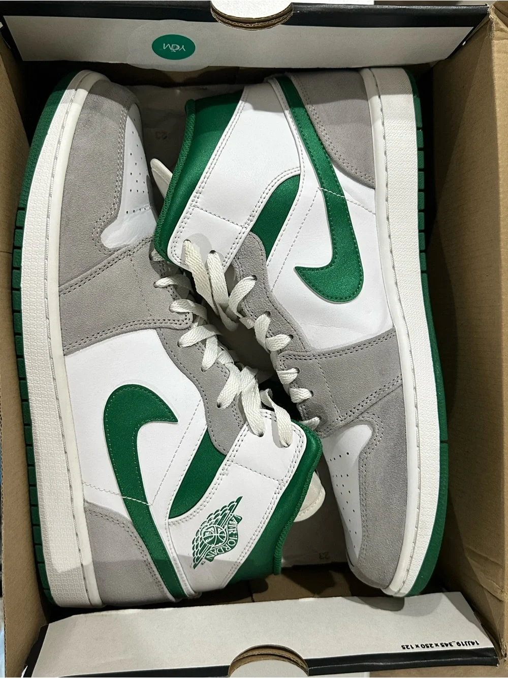 Air Jordan 1 Mid SE - Pine Green